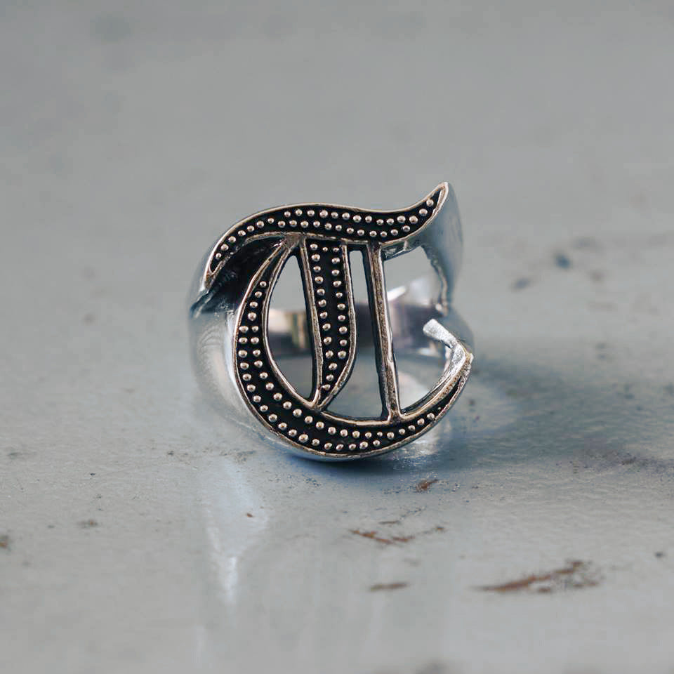T alphabet Biker Ring gothic sterling silver 925 Old english A-Z
