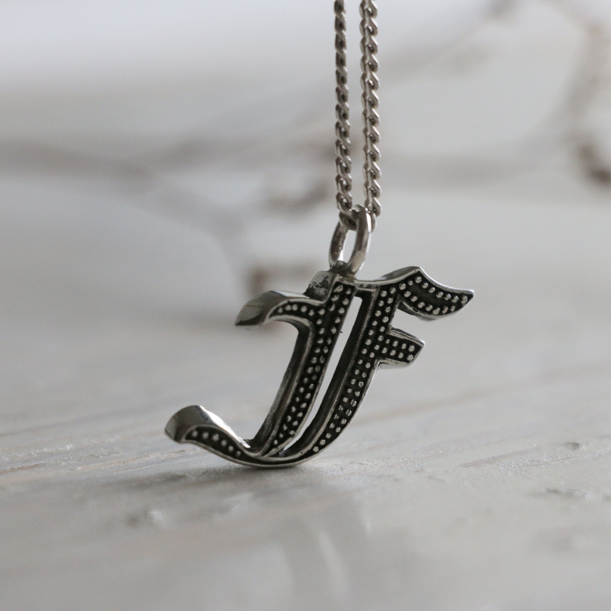 【MEJURI】GothicLetter Pendant＊上品なイニシャルペンダント 14k Gold Gothic Letter Pendant - Personalized Jewelry for