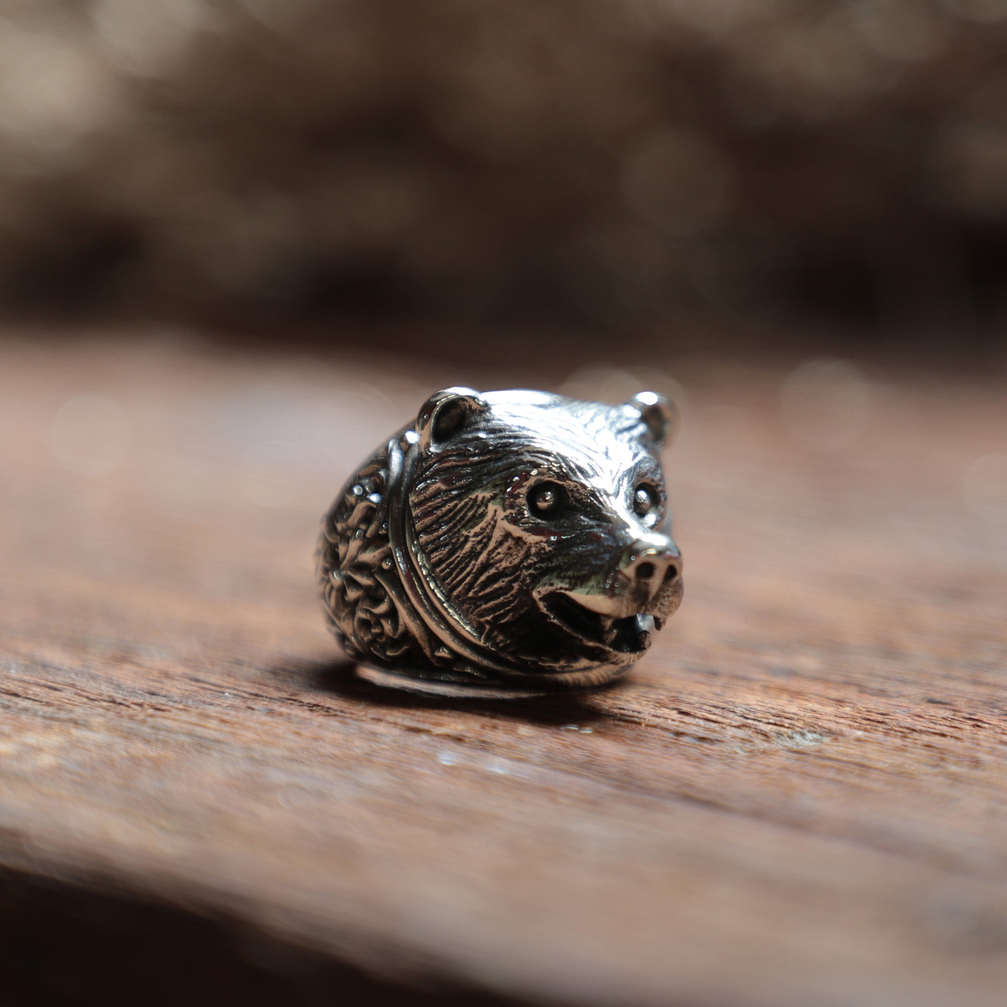 Mens bear clearance ring