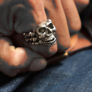 Finger Bone skull ring for men made of sterling silver 925 biker style