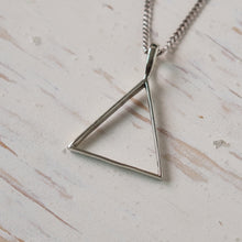 triangle pendant necklace for unisex made of sterling silver 925 minimal style