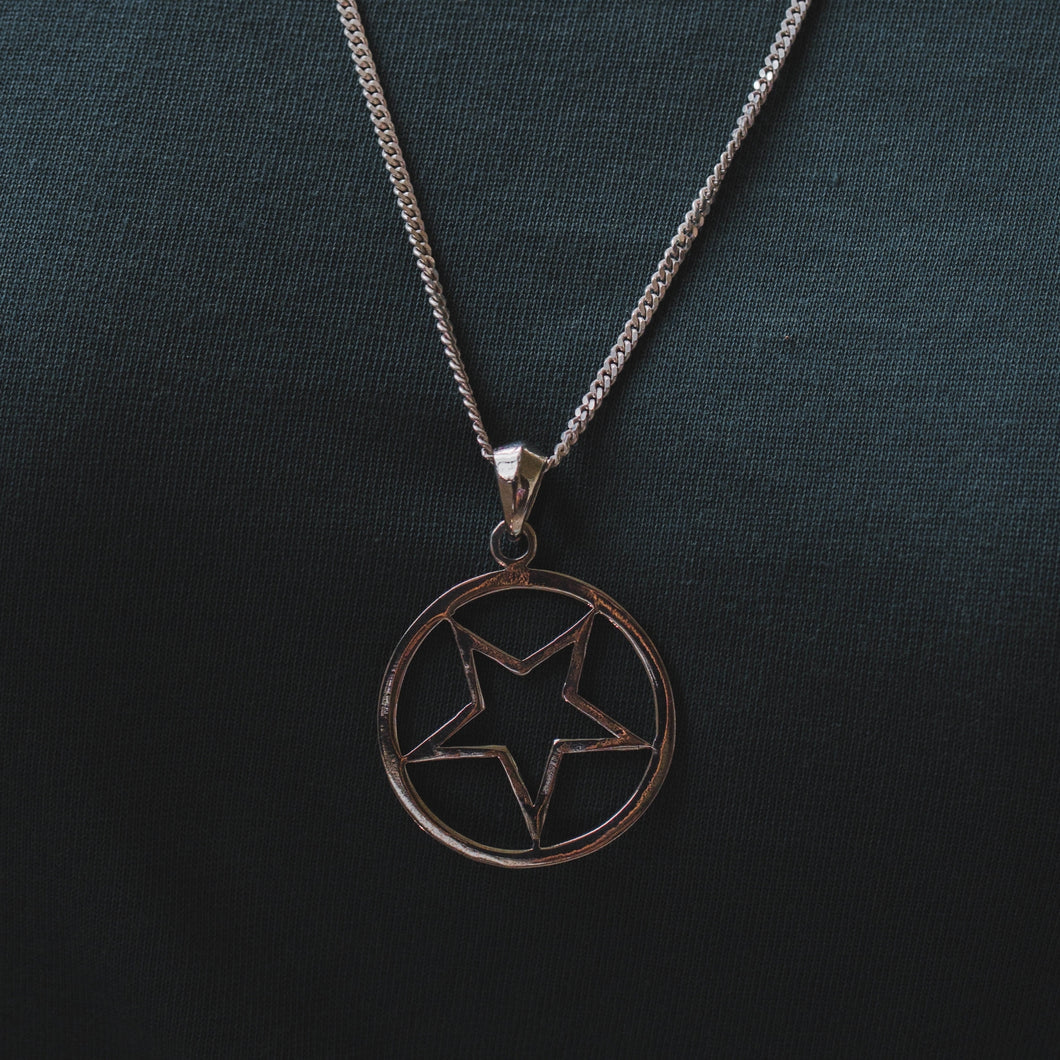 star circle pendant necklace for unisex made of sterling silver 925 minimal style