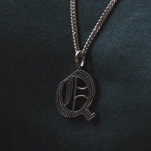 Letters Q pendant necklace for unisex made of sterling silver 925 biker style