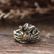 Claddagh Ring for unisex made of sterling silver 925 irish style